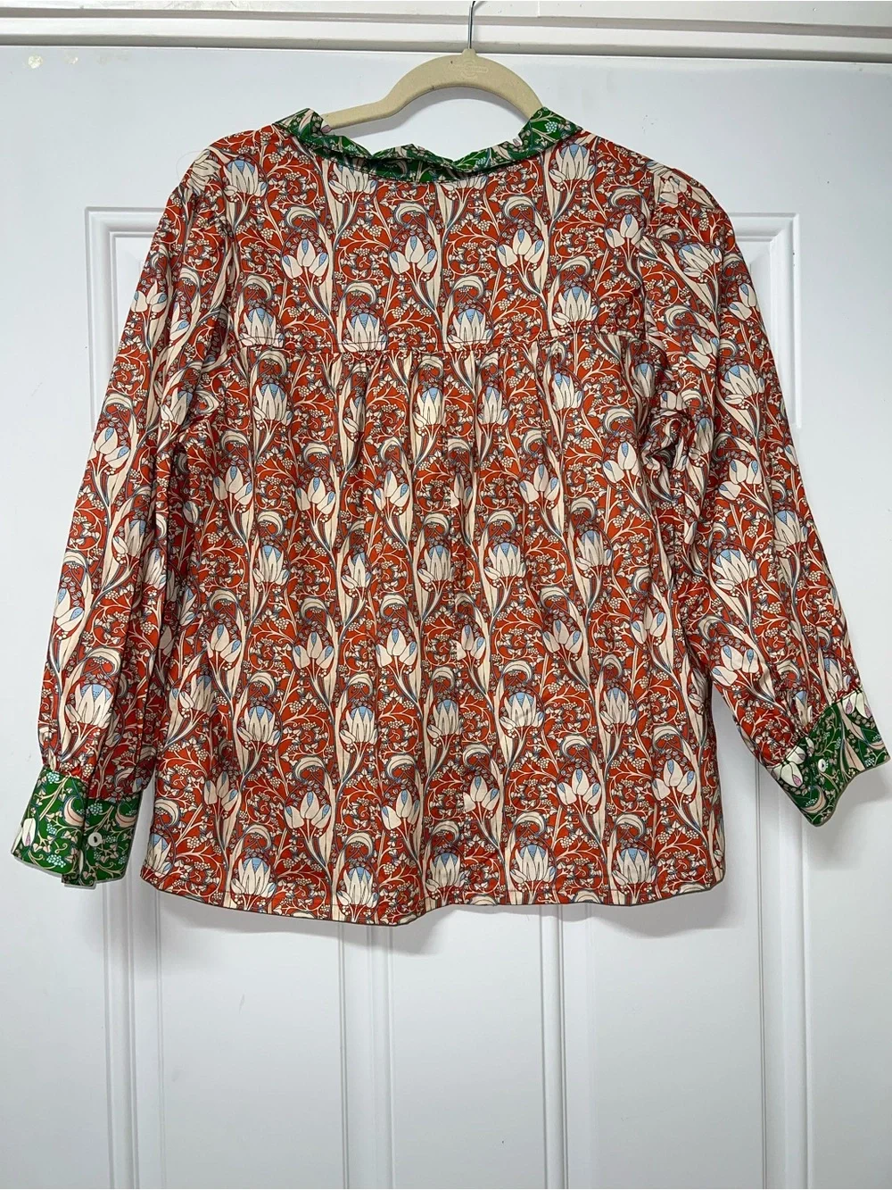 Voy 3/4 sleeve floral shirt size medium - Picture 7 of 9